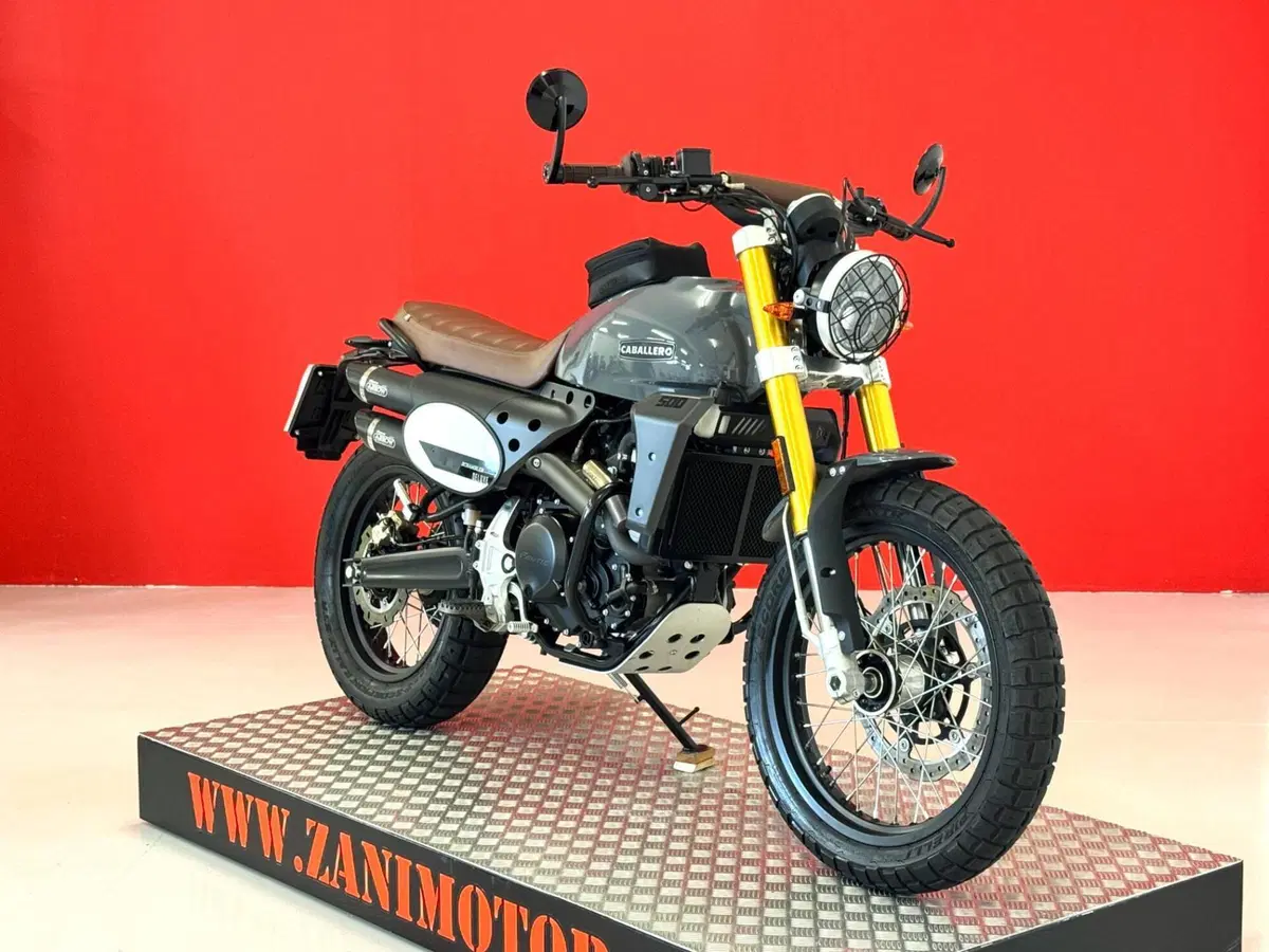 Fantic Motor Caballero 500 Scrambler Deluxe (2021 - 23) (2)