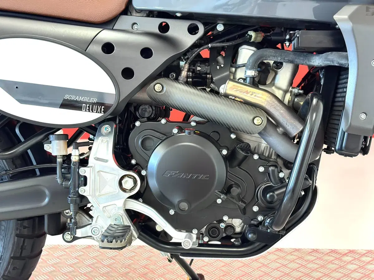 Fantic Motor Caballero 500 Scrambler Deluxe (2021 - 23) (10)
