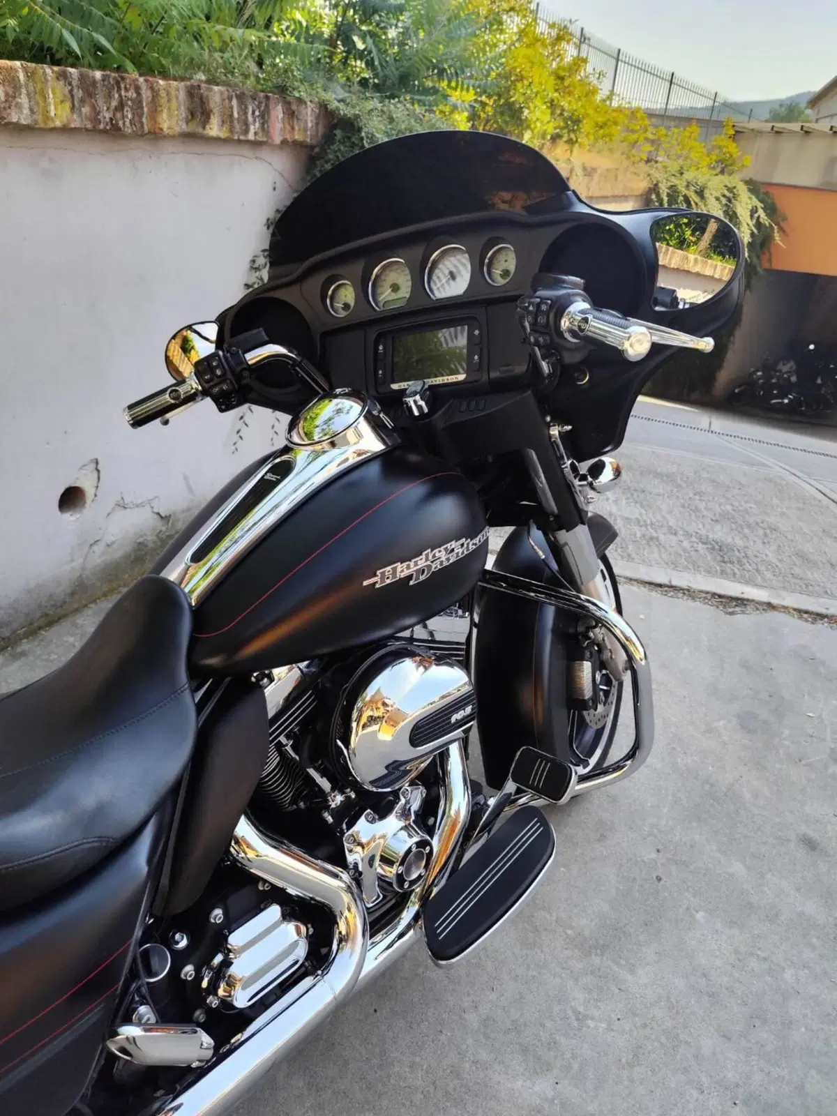 Harley-Davidson 1690 Street Glide Special (2014 - 16) - FLHX (3)