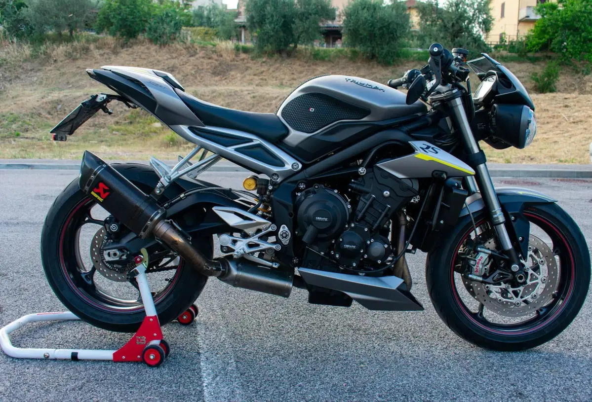 Triumph Street Triple RS (2017 - 19)