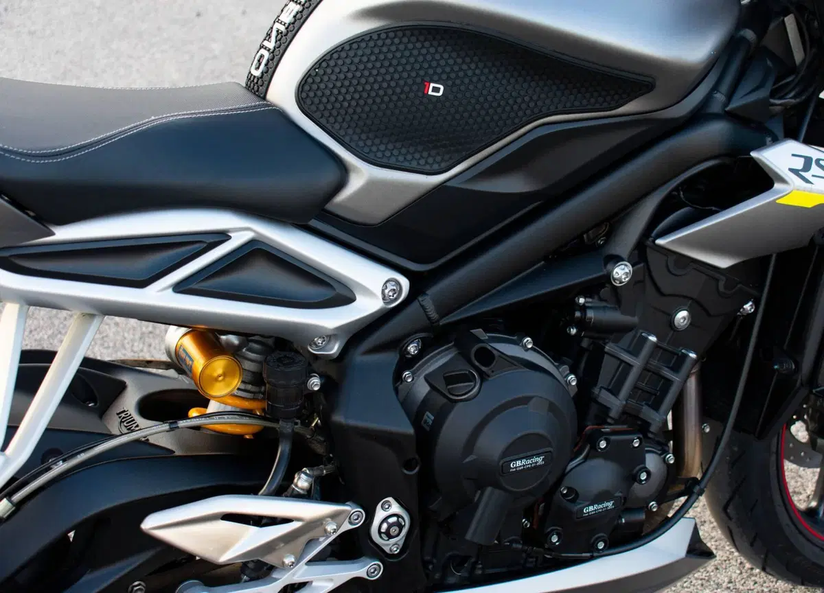 Triumph Street Triple RS (2017 - 19) (8)