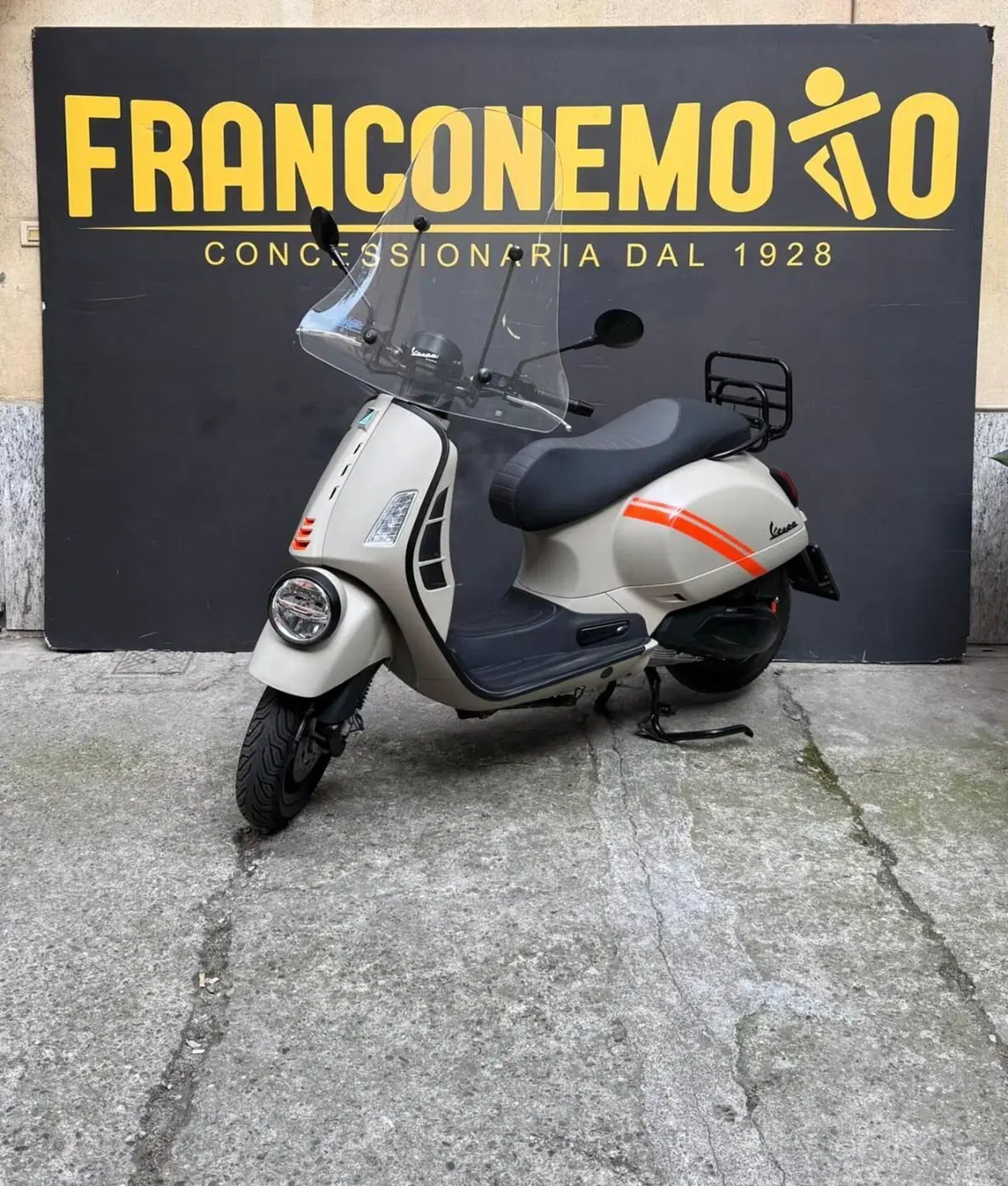 Vespa GTV 310 (2025 - 26) (2)