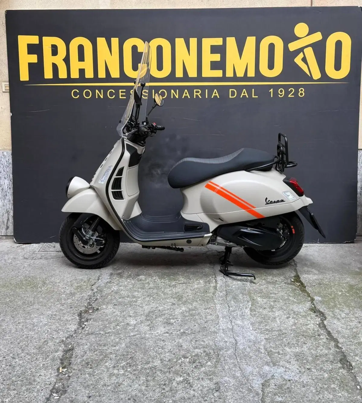 Vespa GTV 310 (2025 - 26) (3)