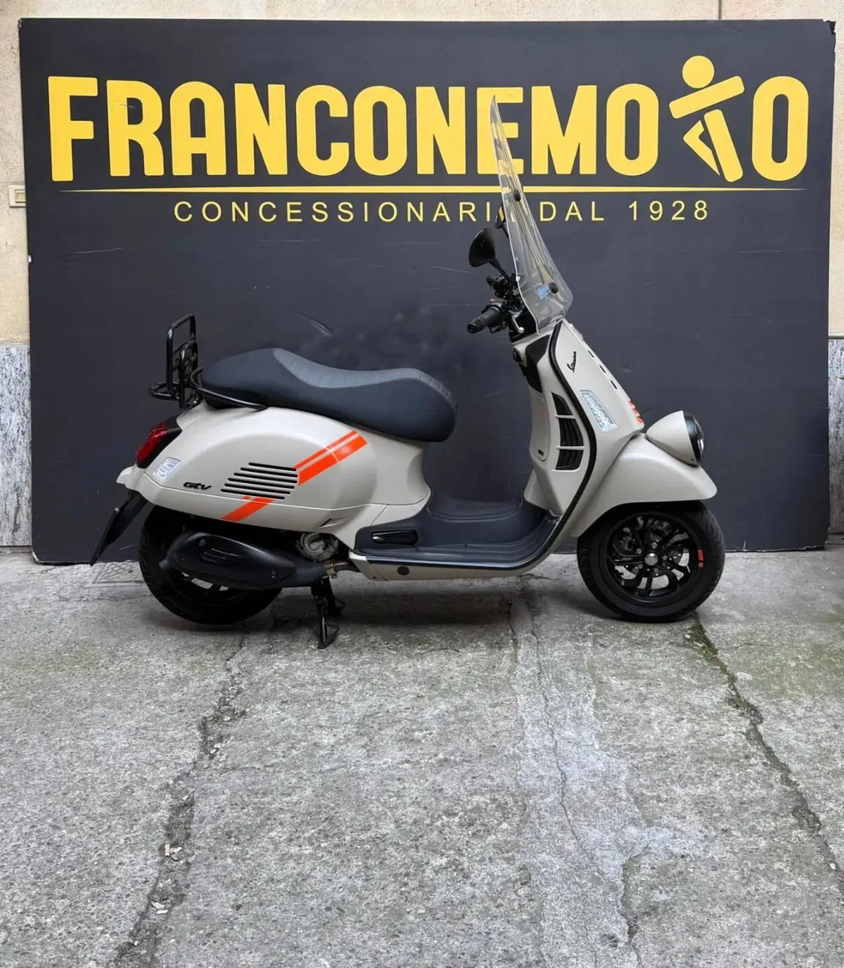 Vespa GTV 310 (2025 - 26) (4)