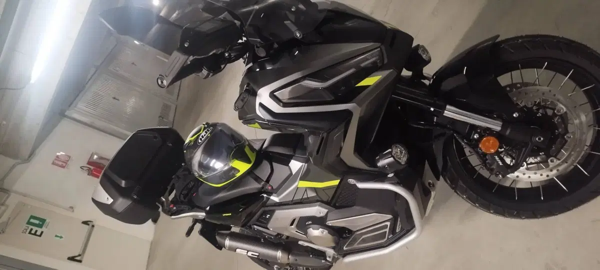 Honda X-ADV 750 DCT Adventure (2021 - 24) (9)