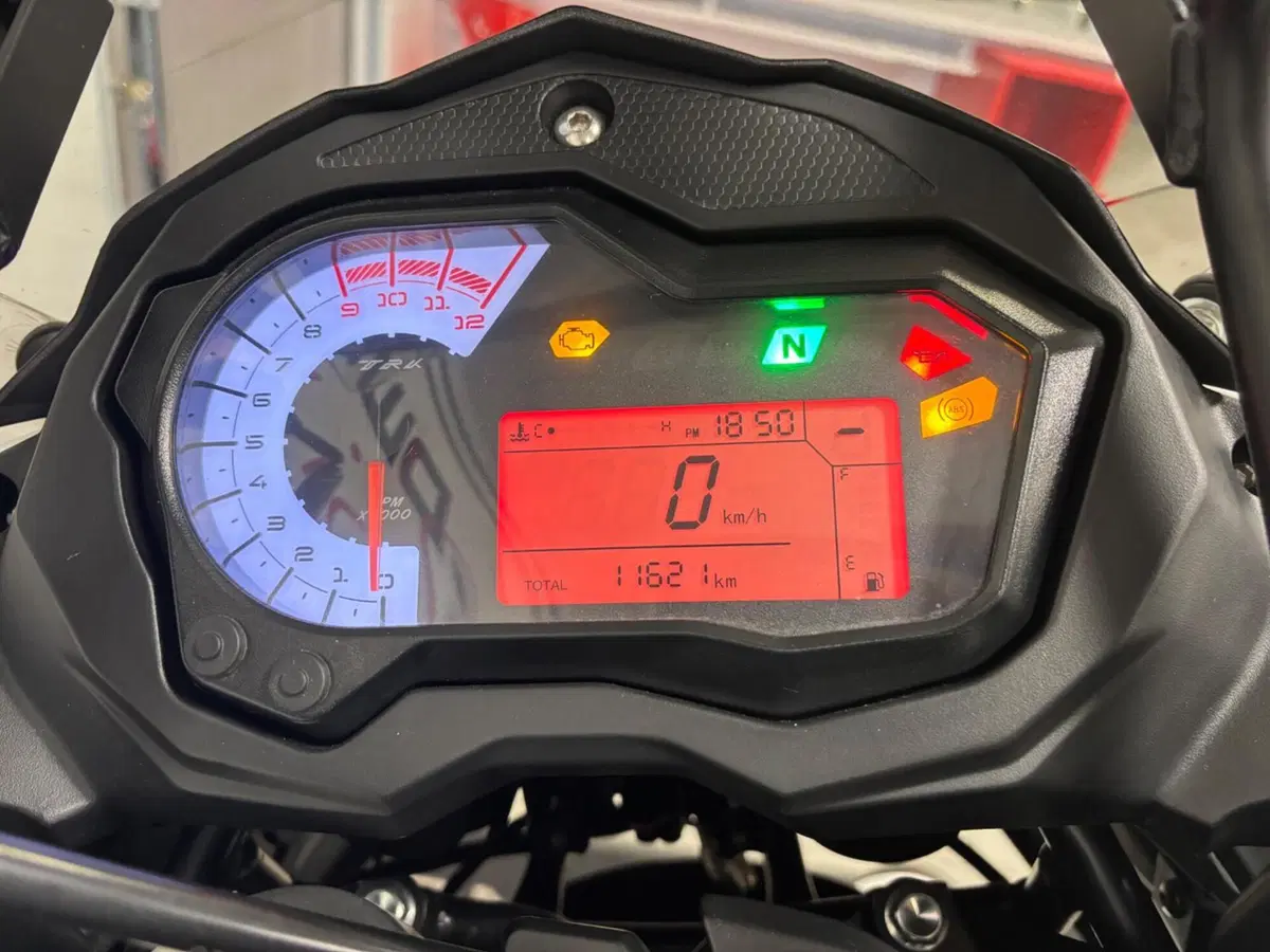 Benelli TRK 502X (2021 - 26) (3)