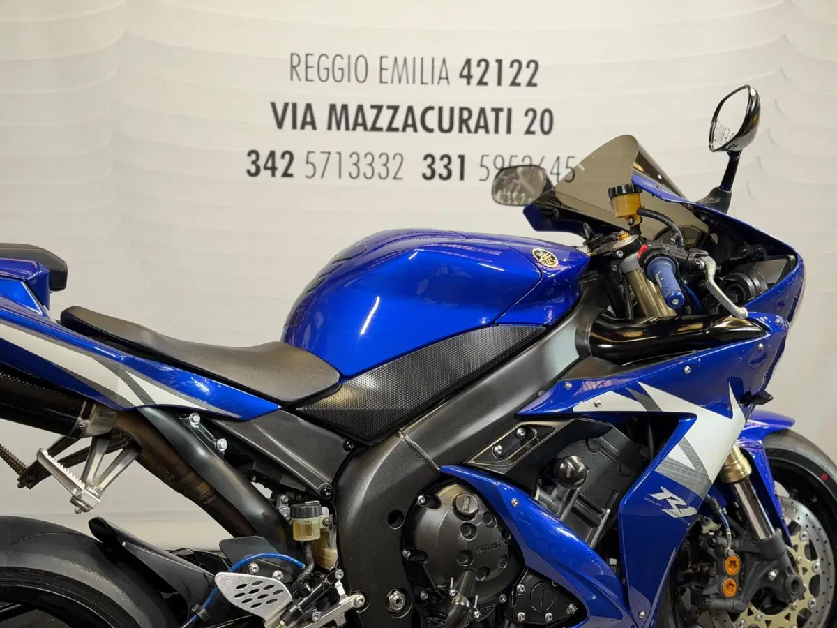 Yamaha YZF R1 (2006 - 07) (6)