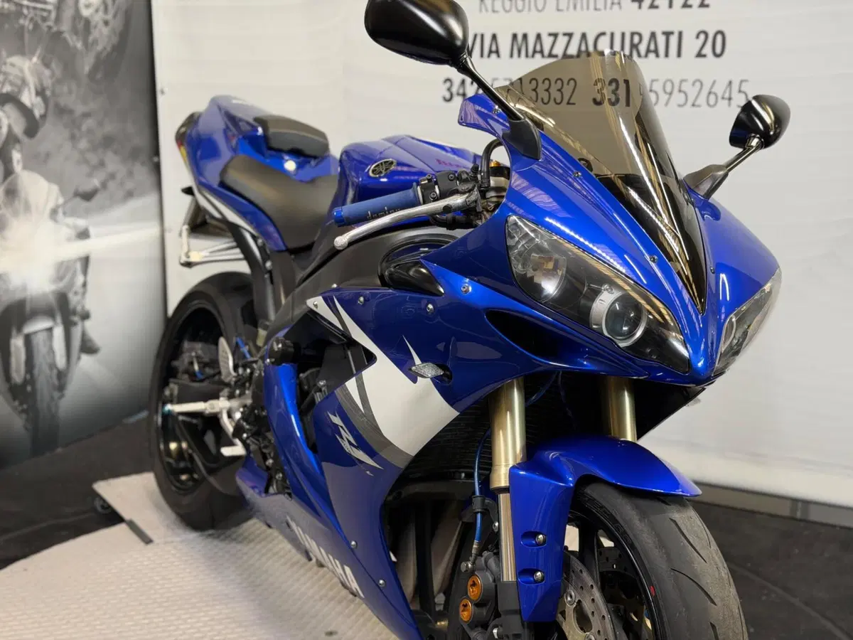 Yamaha YZF R1 (2006 - 07) (7)