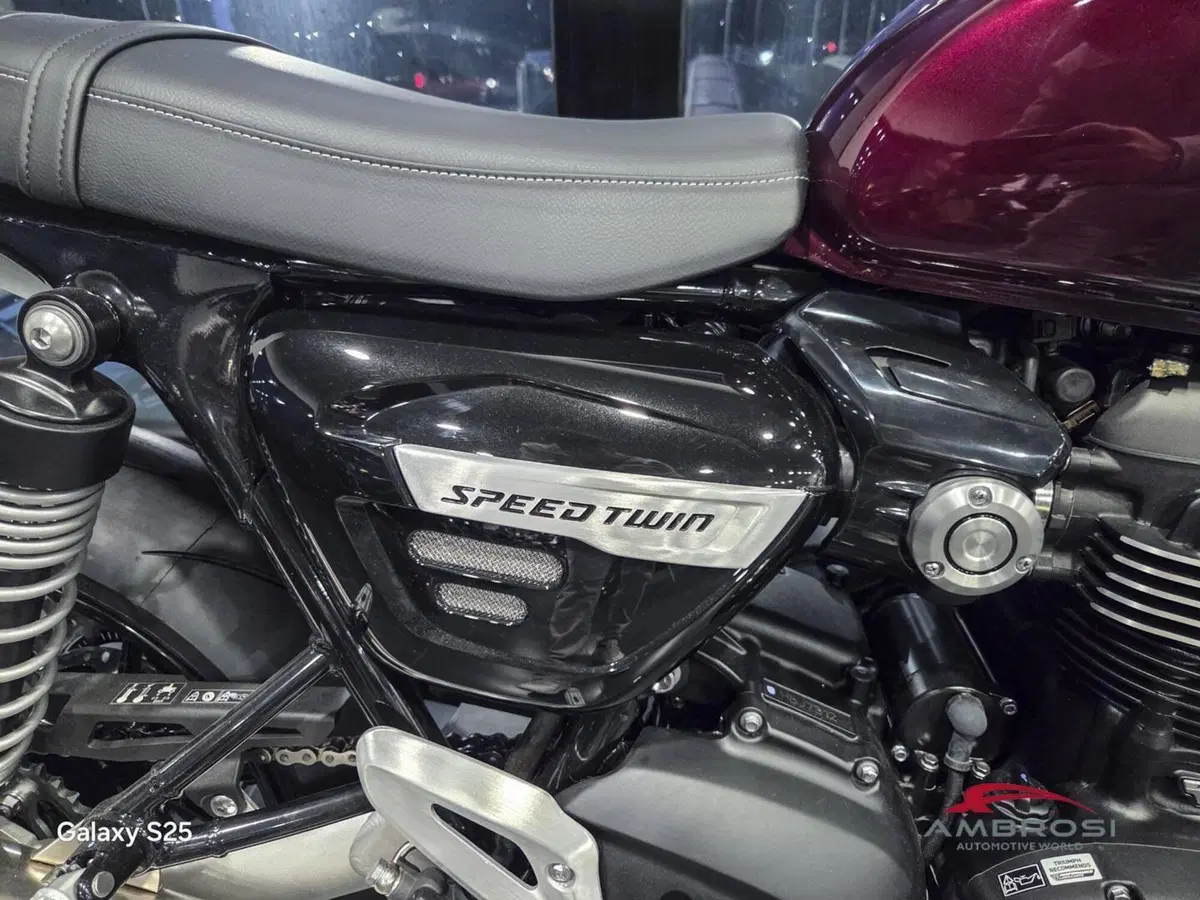 Triumph Speed Twin 1200 (2025 - 26) (5)