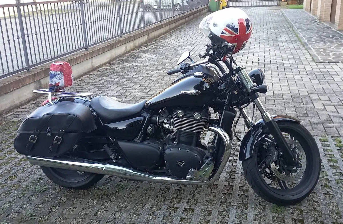 Triumph Thunderbird Storm 1700 ABS (2010 - 16) (5)