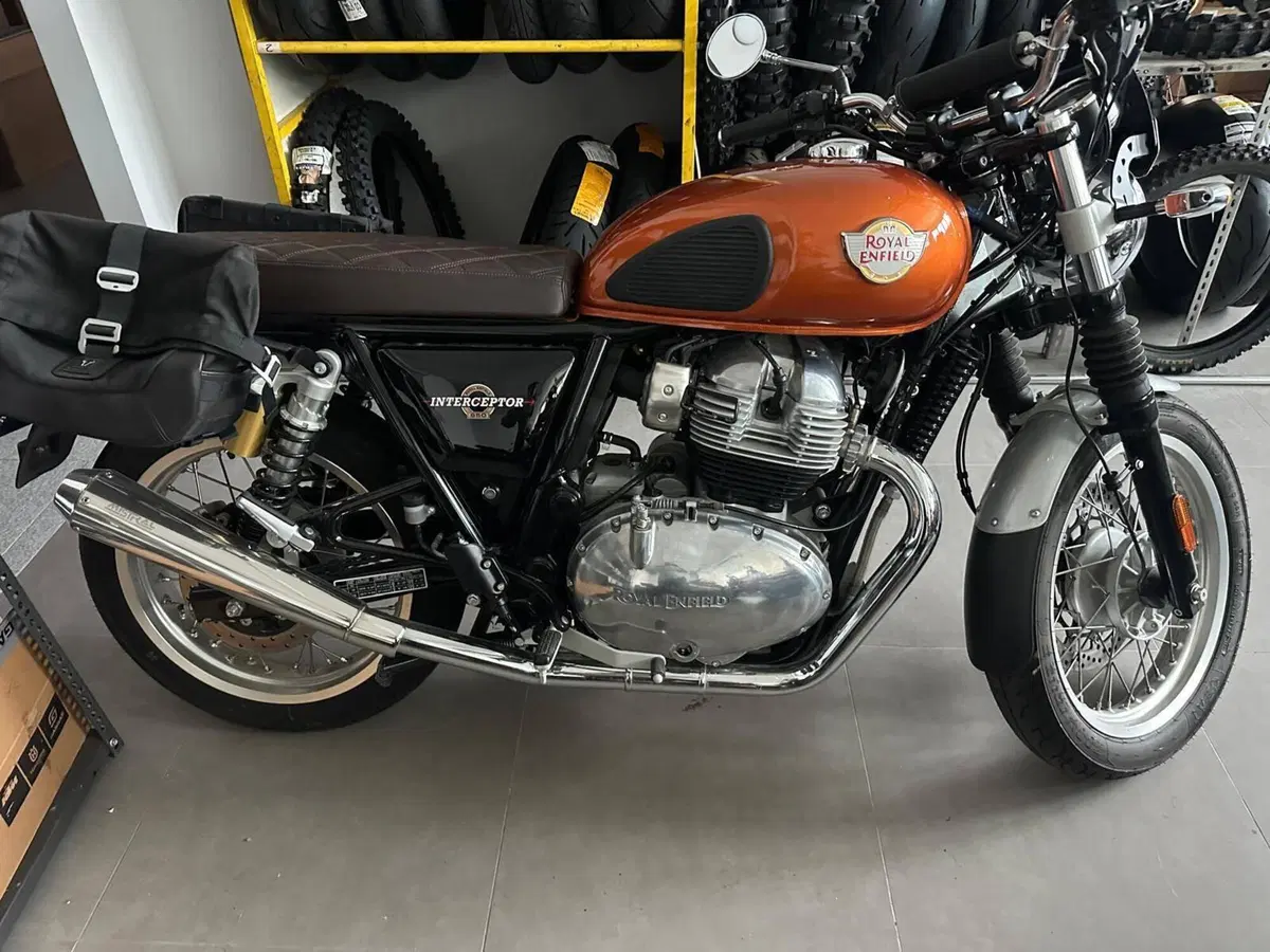 Royal Enfield Interceptor 650 (2021 - 26)