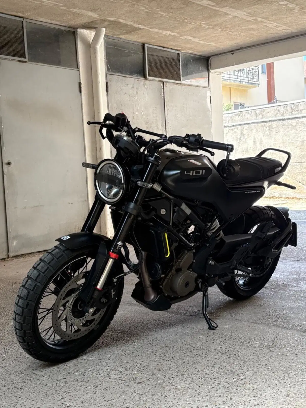 Husqvarna Svartpilen 401 (2021 - 23) (7)