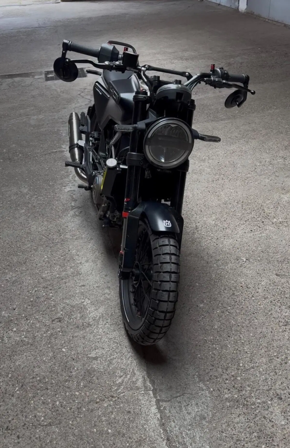 Husqvarna Svartpilen 401 (2021 - 23) (10)