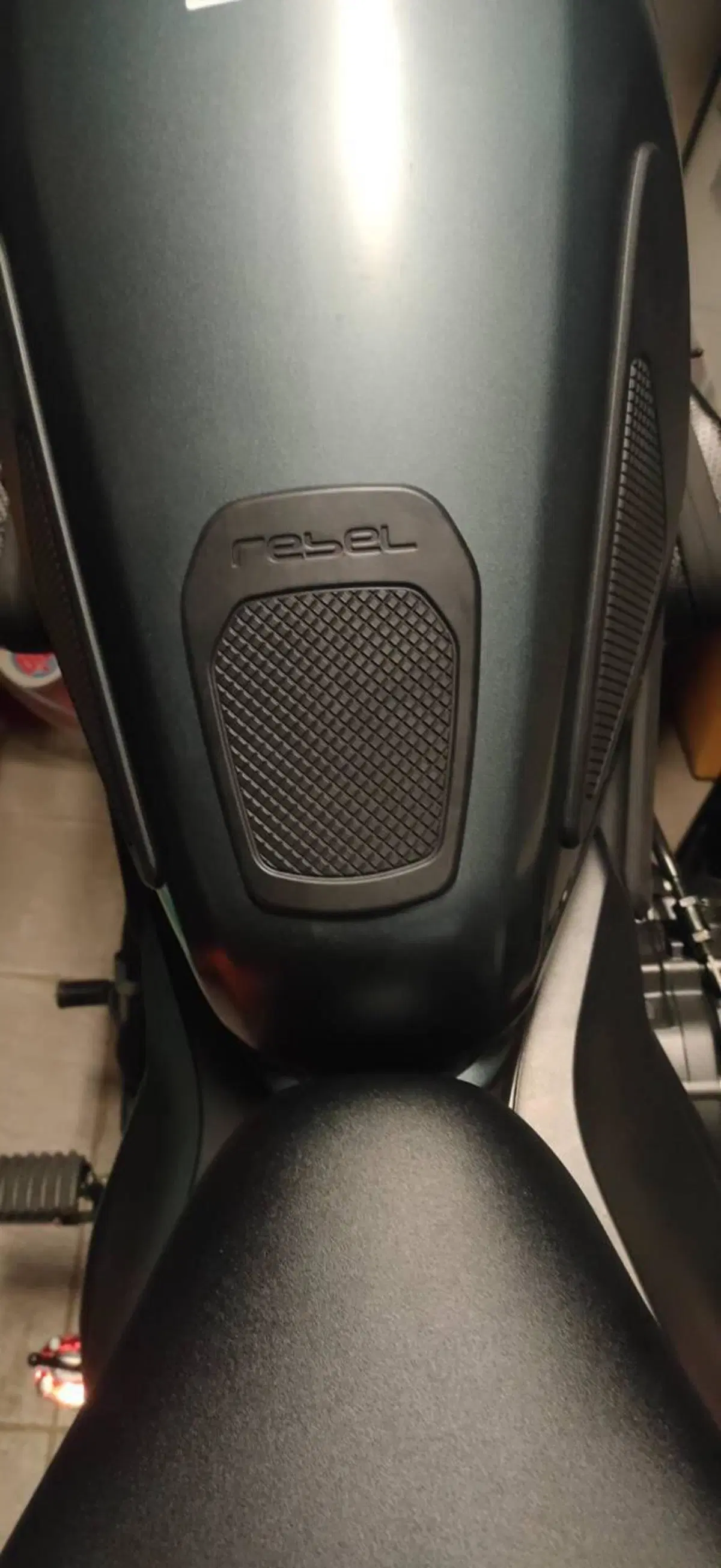 Honda Rebel 250 (2000 - 03) (12)