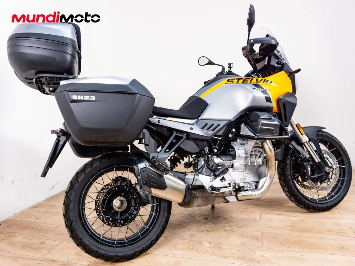 Moto Guzzi Stelvio (2024 - 26) (3)