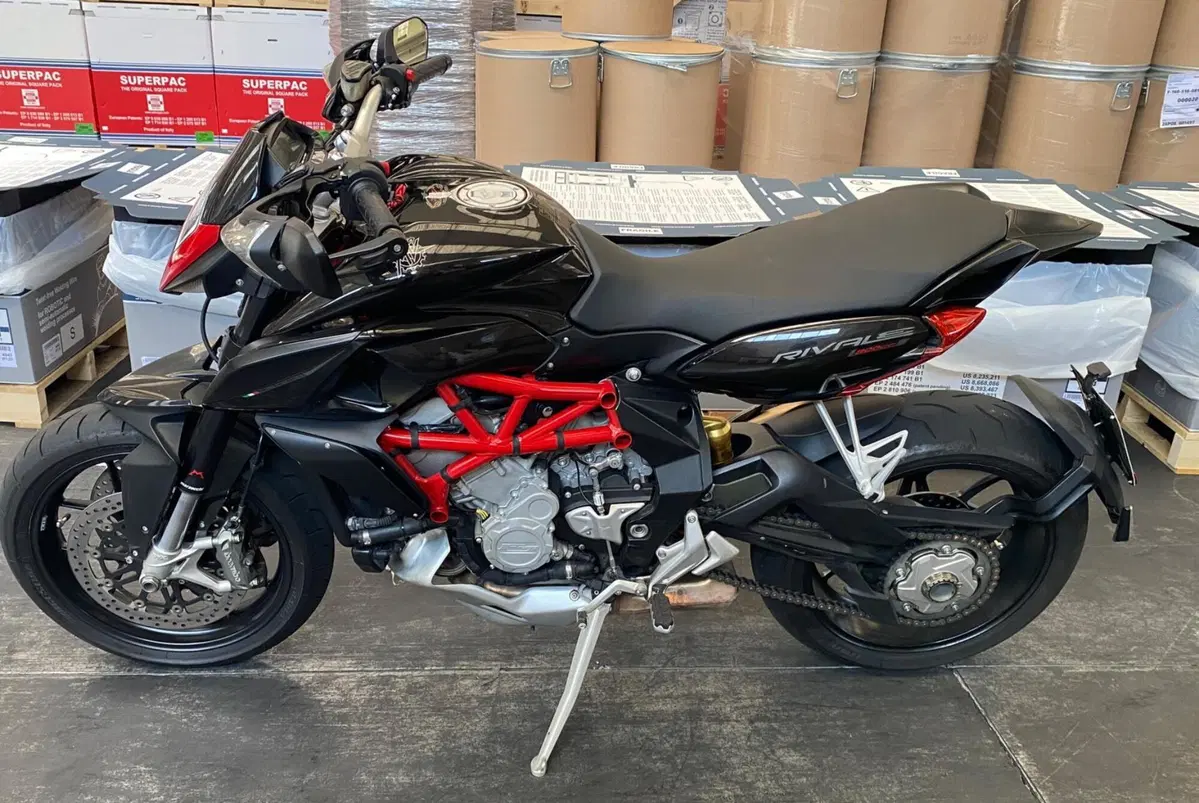 MV Agusta Rivale 800 EAS (2013 -15) (5)