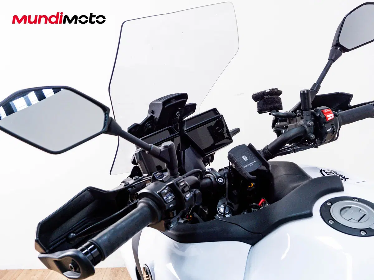 Yamaha Tracer 9 GT (2021 - 24) (11)