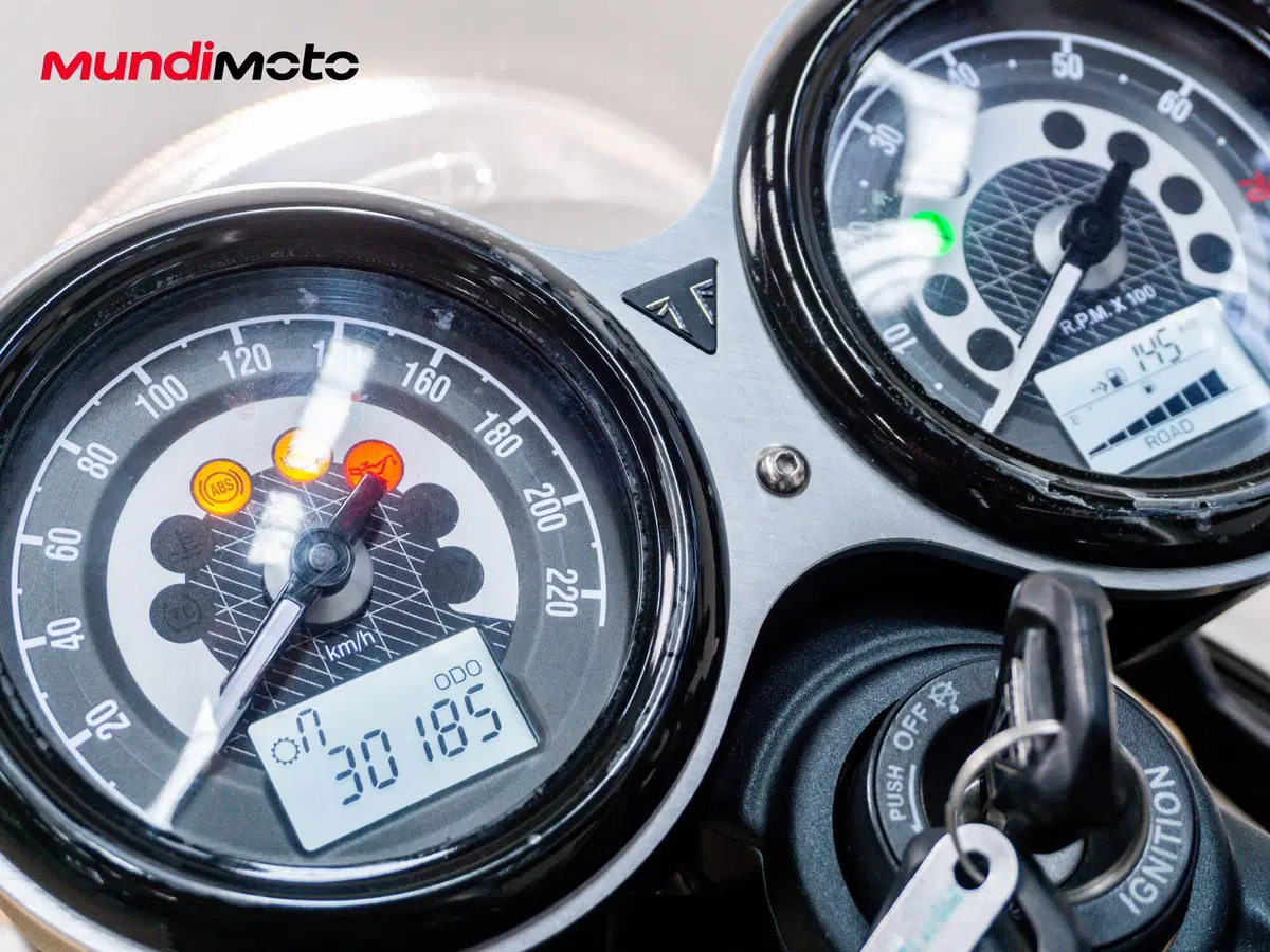 Triumph Speed Twin 1200 (2025 - 26) (12)
