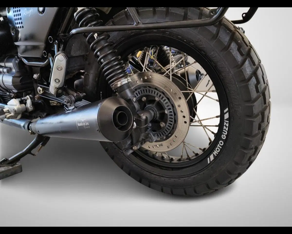 Moto Guzzi V7 III Rough (2018 - 20) (20)