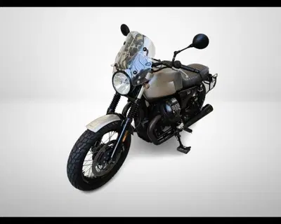 Moto Guzzi V7 III Rough (2018 - 20) usata