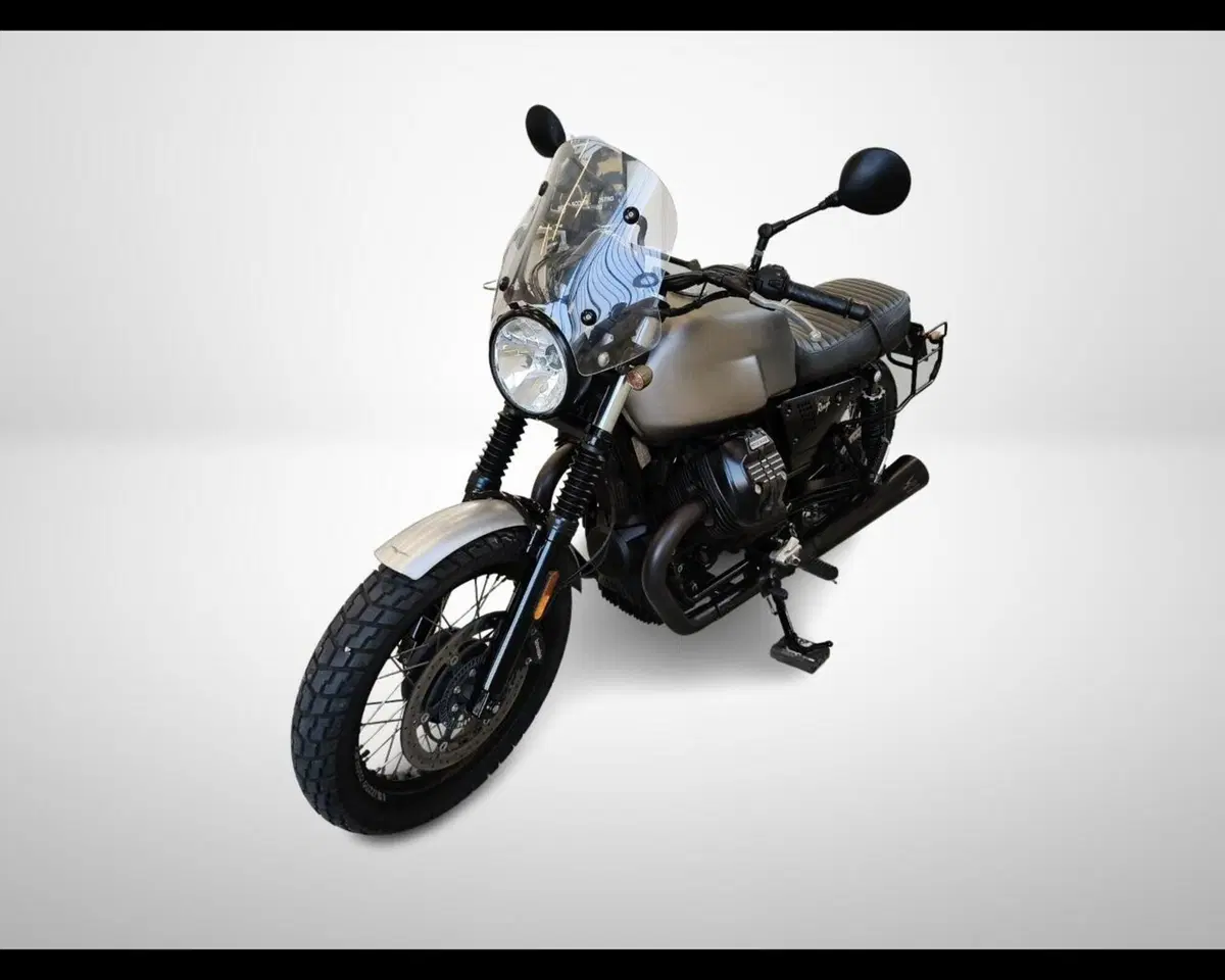 Moto Guzzi V7 III Rough (2018 - 20)