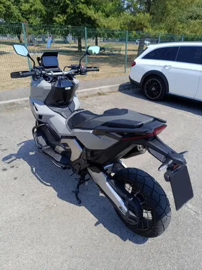Honda X-ADV 750 (2025 - 26) usata