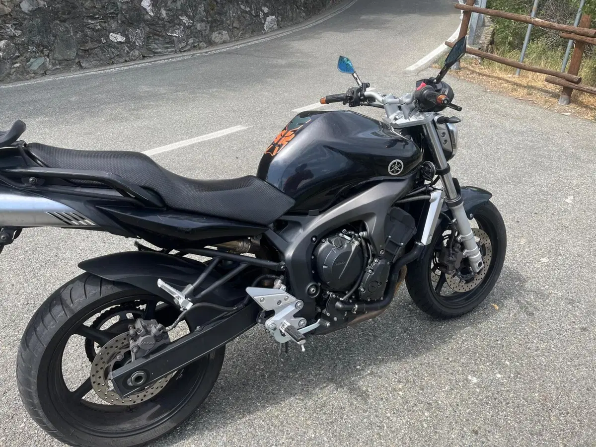 Yamaha FZ6 (2004 - 07)