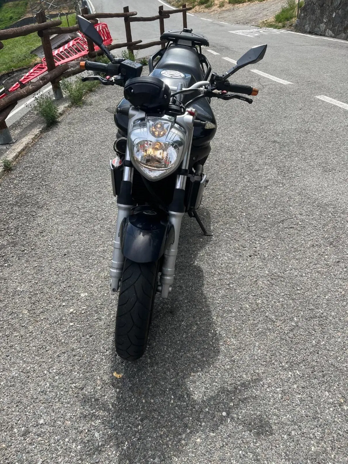 Yamaha FZ6 (2004 - 07) (4)