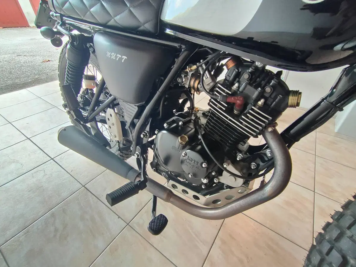 Mutt Motorcycles Mastiff 125 (2021 - 25) (6)