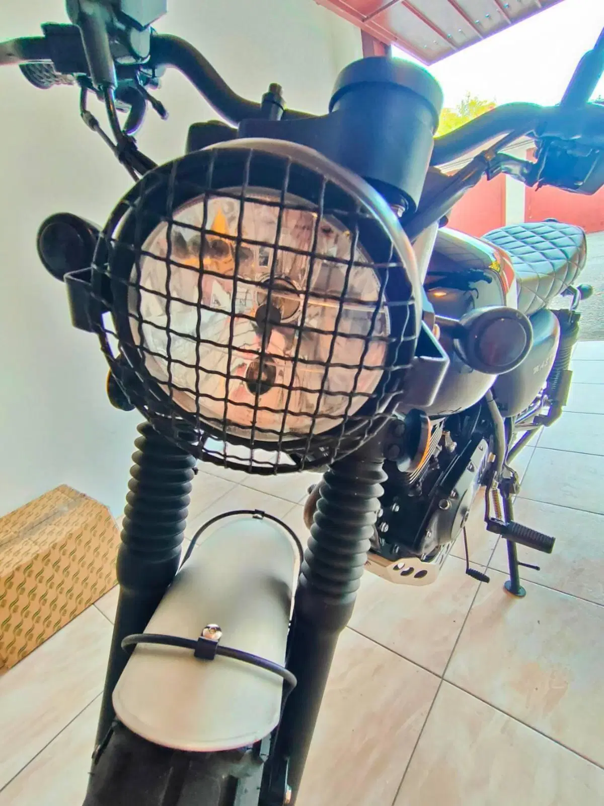 Mutt Motorcycles Mastiff 125 (2021 - 25) (11)