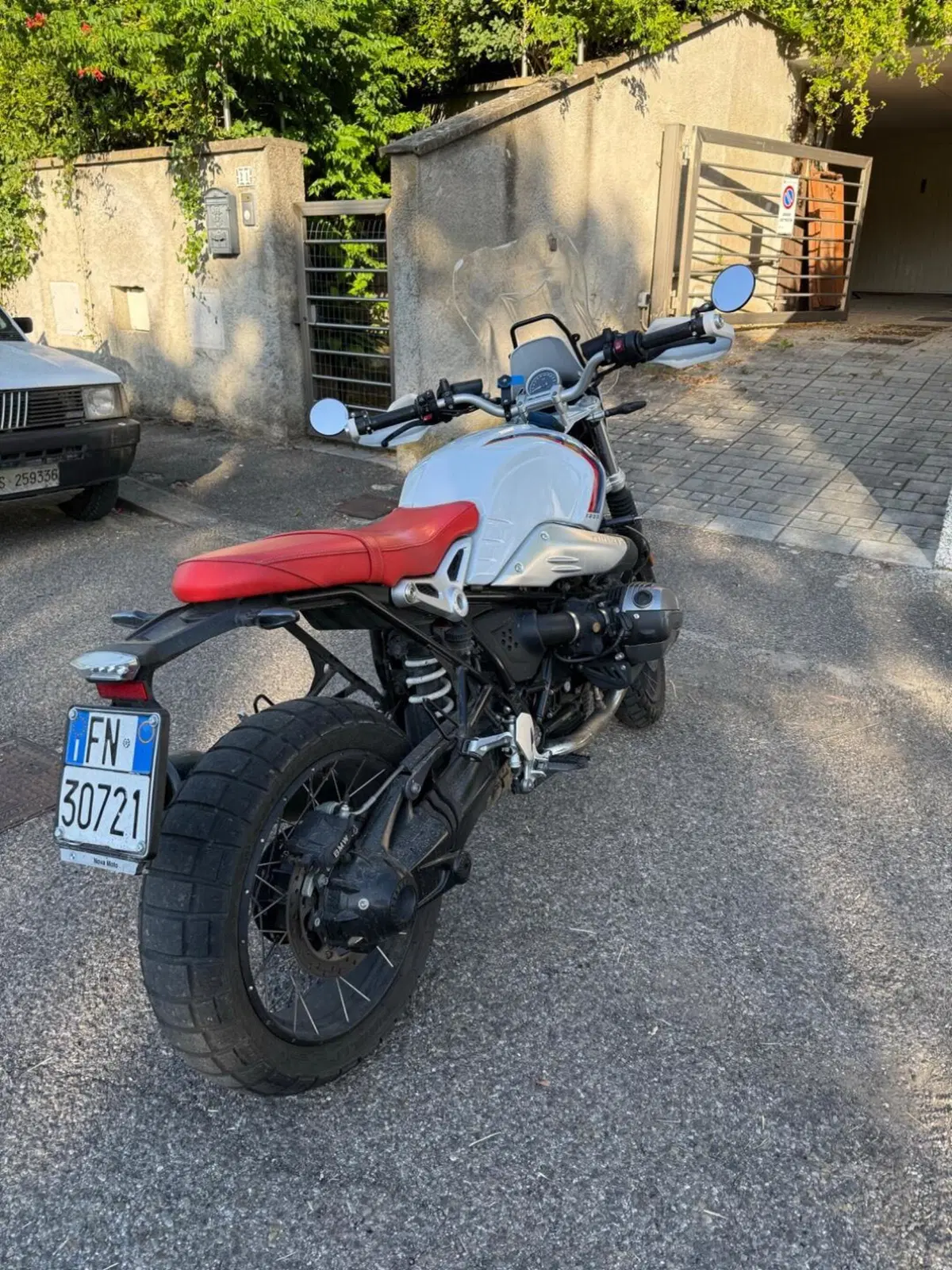Bmw R nineT Urban GS (2021 - 24) (4)