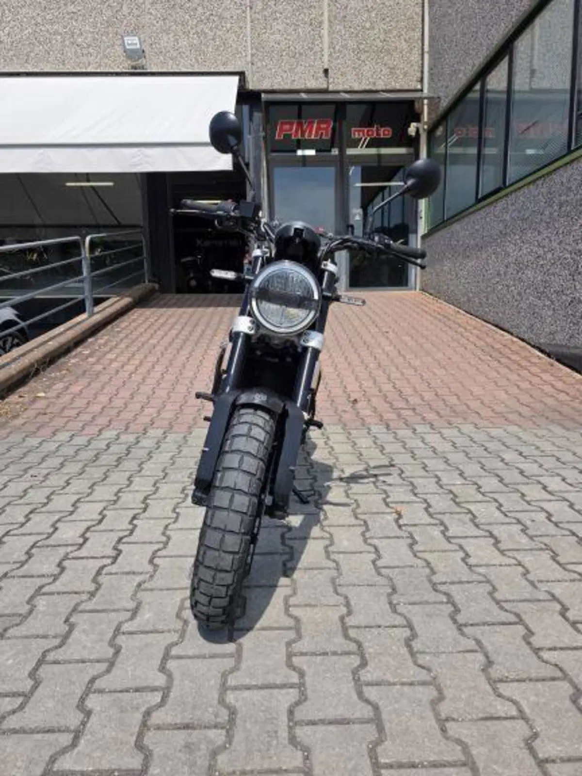 Husqvarna Svartpilen 125 (2021 - 23) (5)