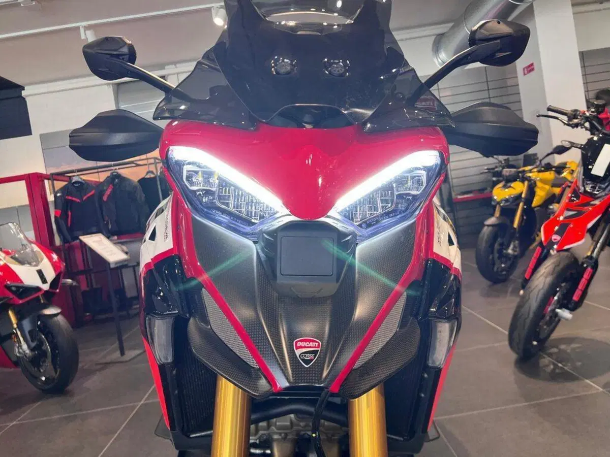 Ducati Multistrada V4 Pikes Peak (2021 - 24) (8)