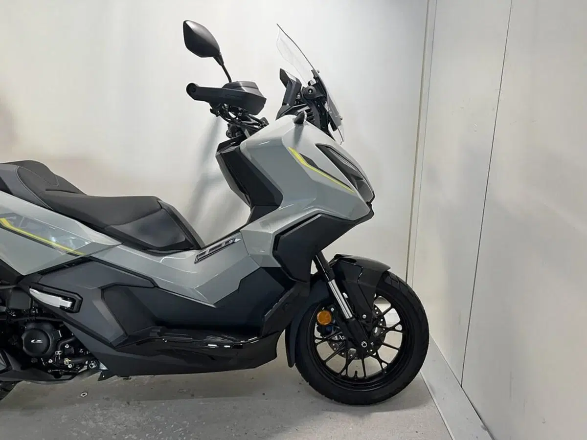 Honda ADV 350 (2022 - 24) (11)