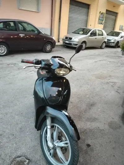 Aprilia Scarabeo 50 2t (2008 - 17) usata
