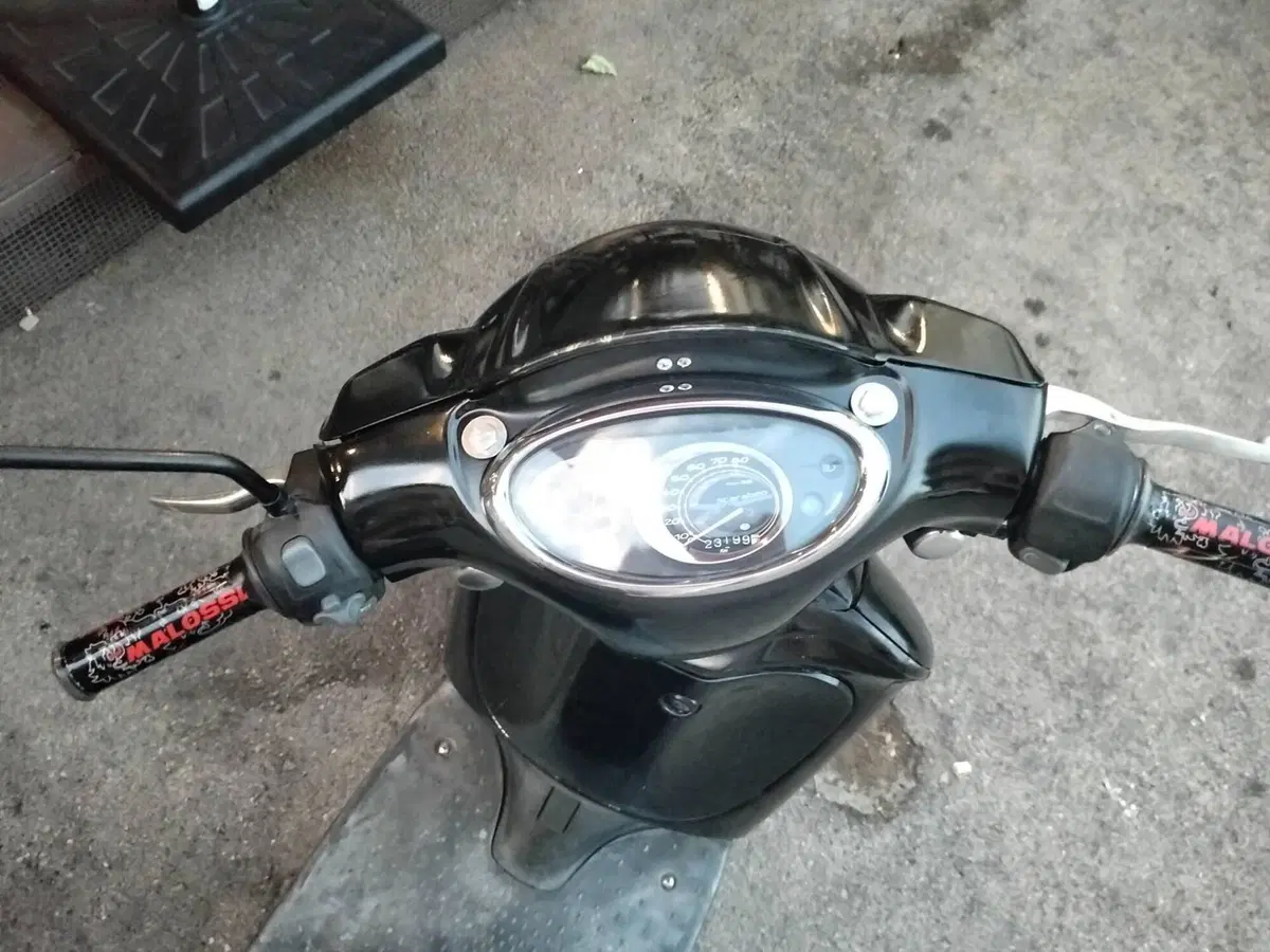 Aprilia Scarabeo 50 2t (2008 - 17) (3)