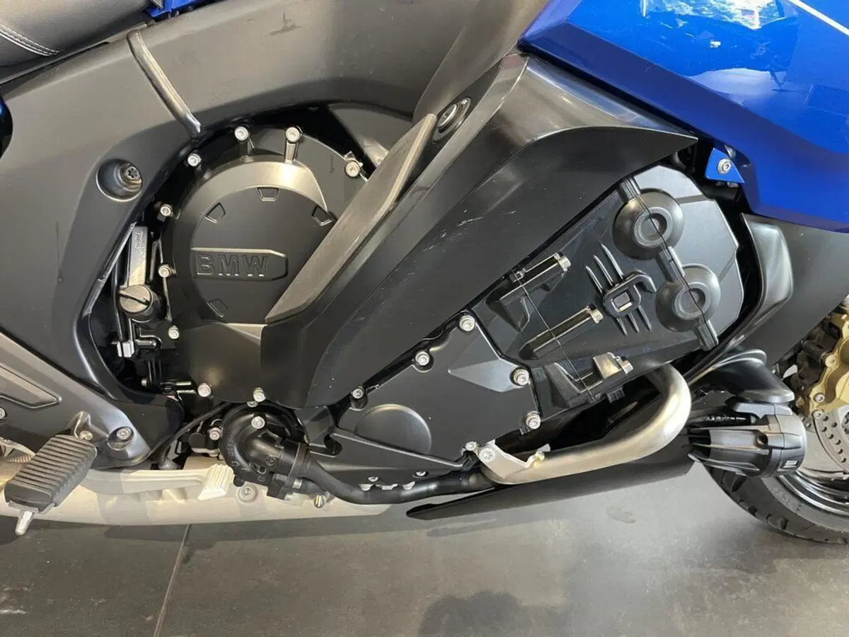Bmw K 1600 GT (2022 - 26) (4)