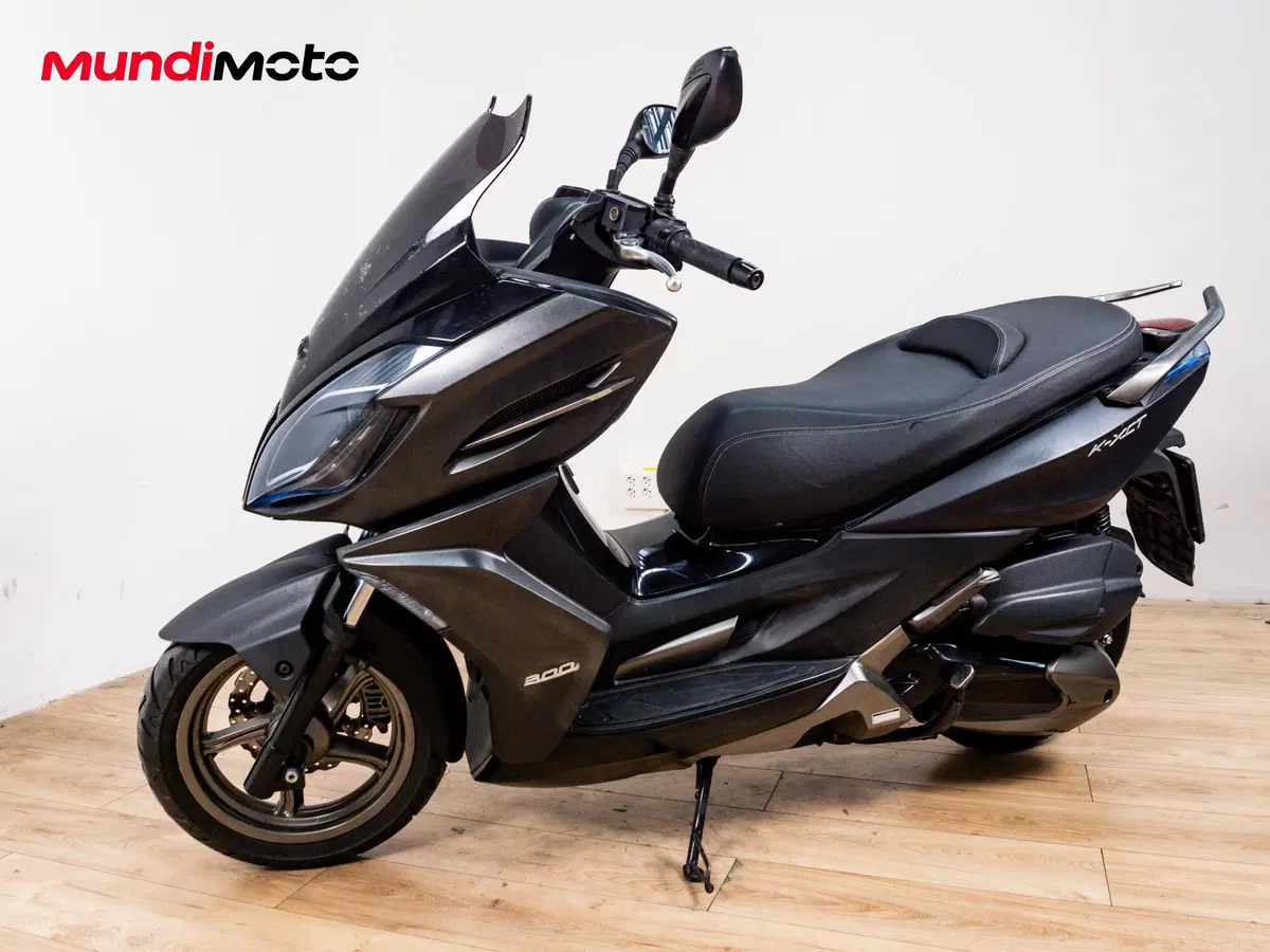 Kymco K-Xct 300i ABS (2012 - 17) (8)