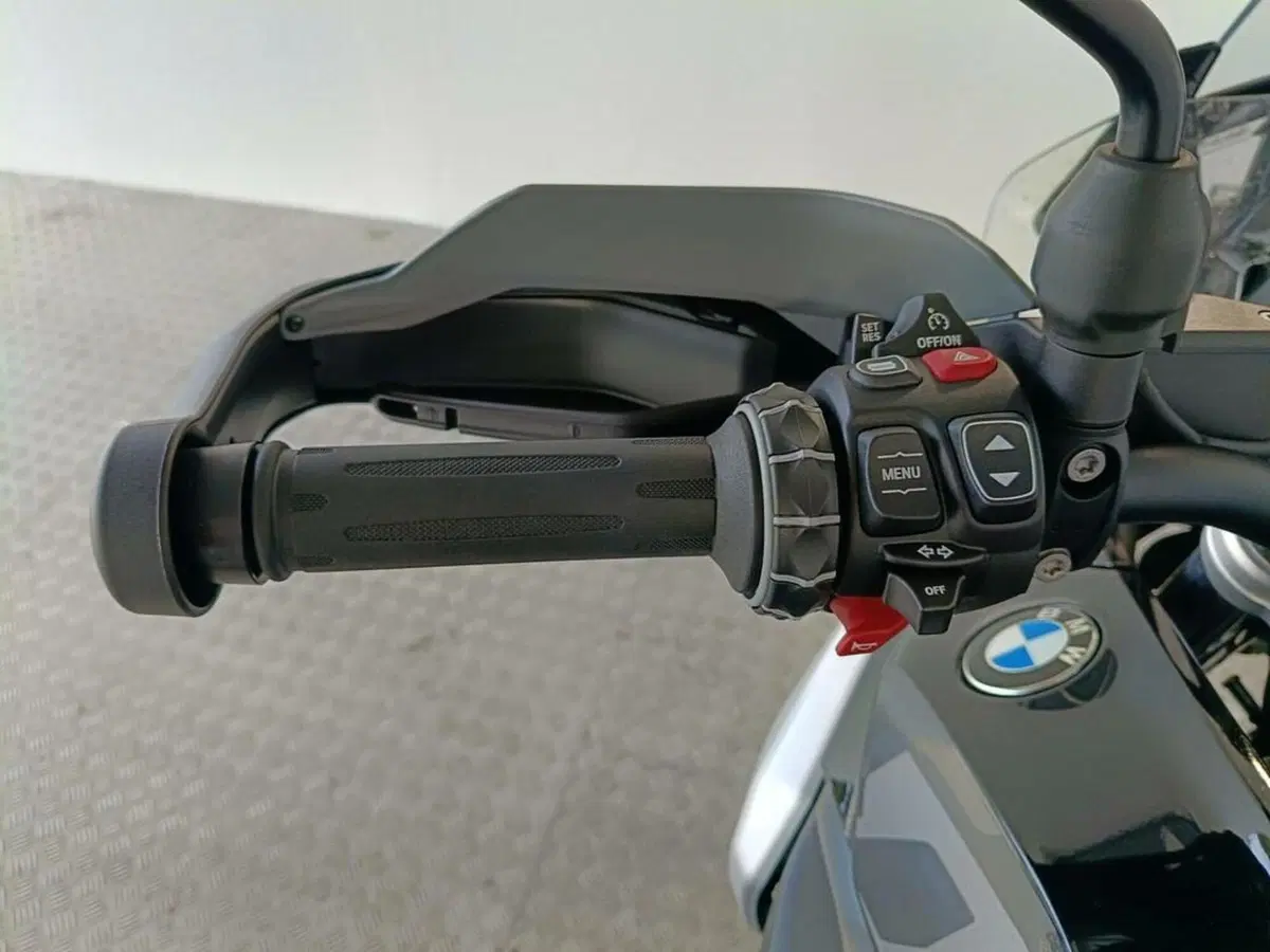 Bmw R 1300 GS Triple Black (2023 - 26) (7)