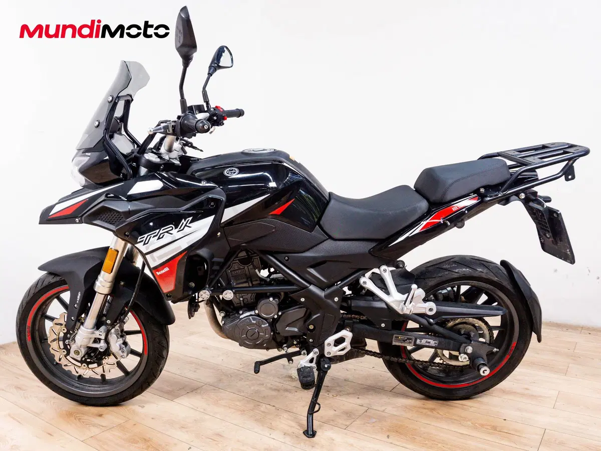 Benelli TRK 251 (2019 - 20) (6)