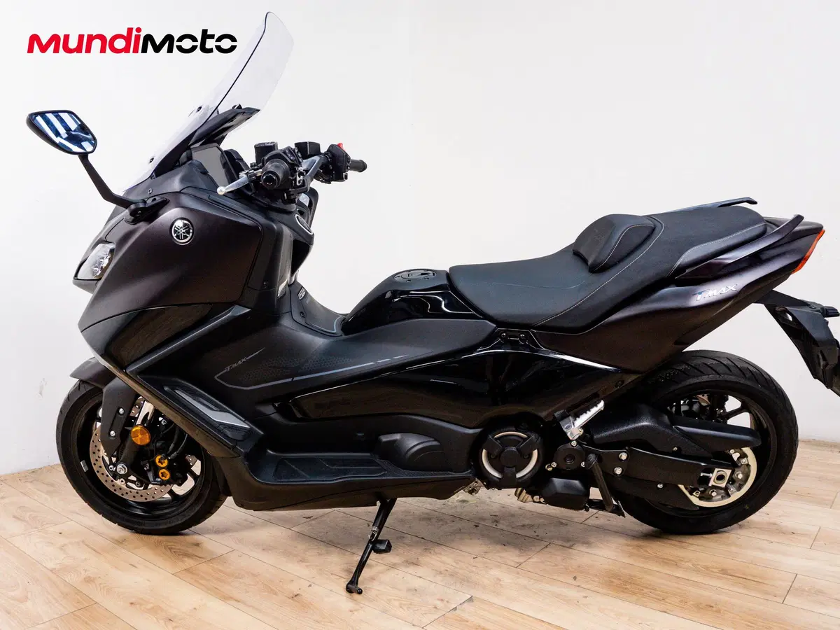 Yamaha T-Max 560 Tech Max (2025 - 26) (6)