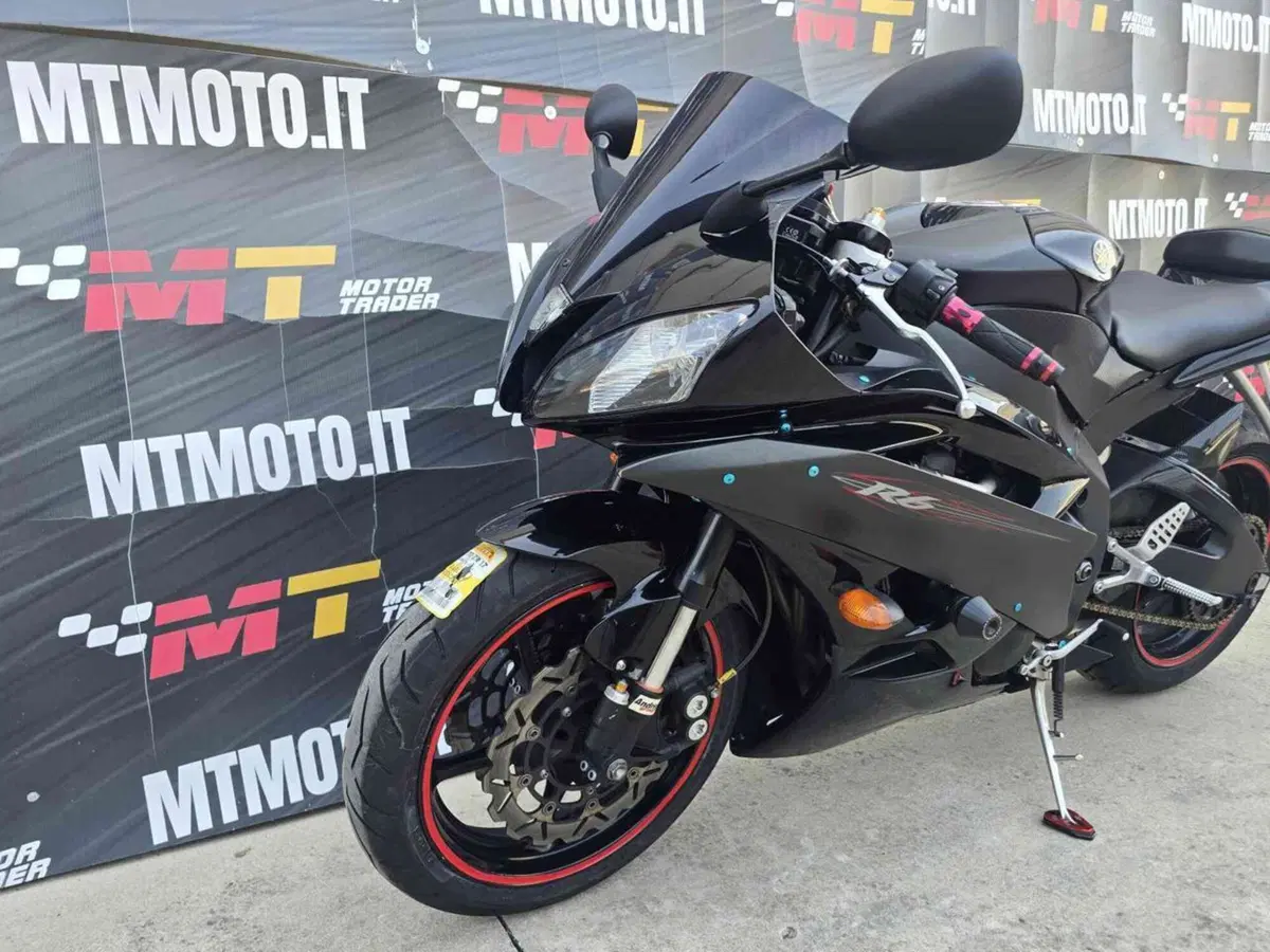 Yamaha YZF R6 (2006 - 07) (3)