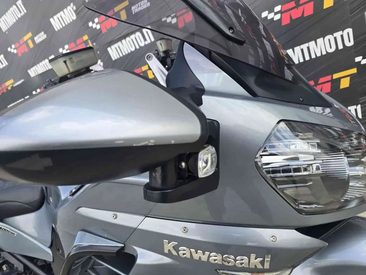 Kawasaki GTR 1400 (2007 - 09) (8)