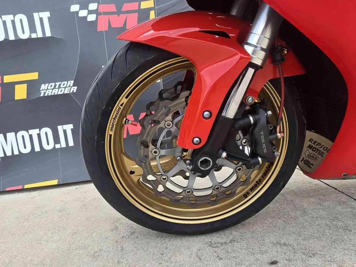 Honda CBR 1000 RR Fireblade (2006 - 07) (21)