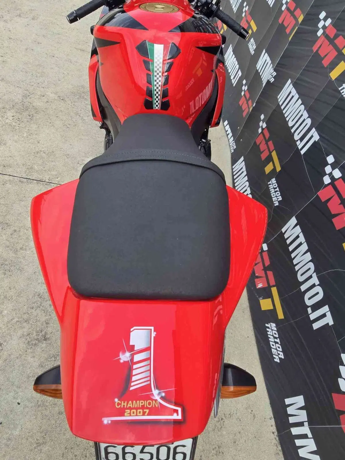 Honda CBR 1000 RR Fireblade (2006 - 07) (7)