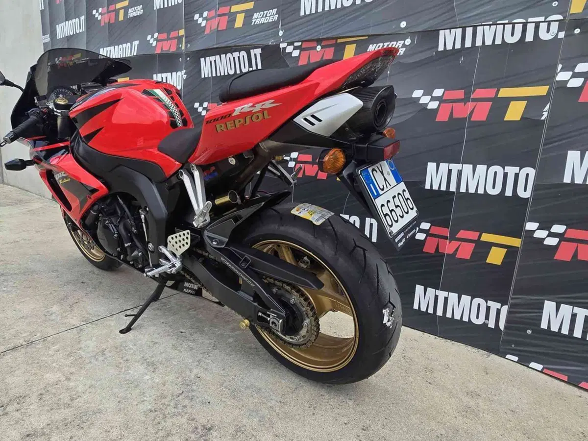 Honda CBR 1000 RR Fireblade (2006 - 07) (5)