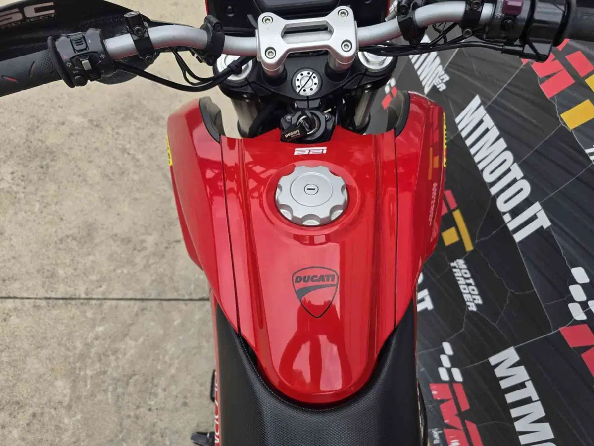 Ducati Hypermotard 821 (2013 - 15) (17)