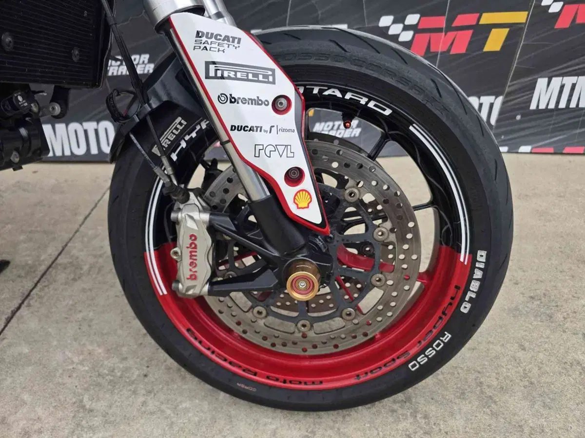 Ducati Hypermotard 821 (2013 - 15) (10)