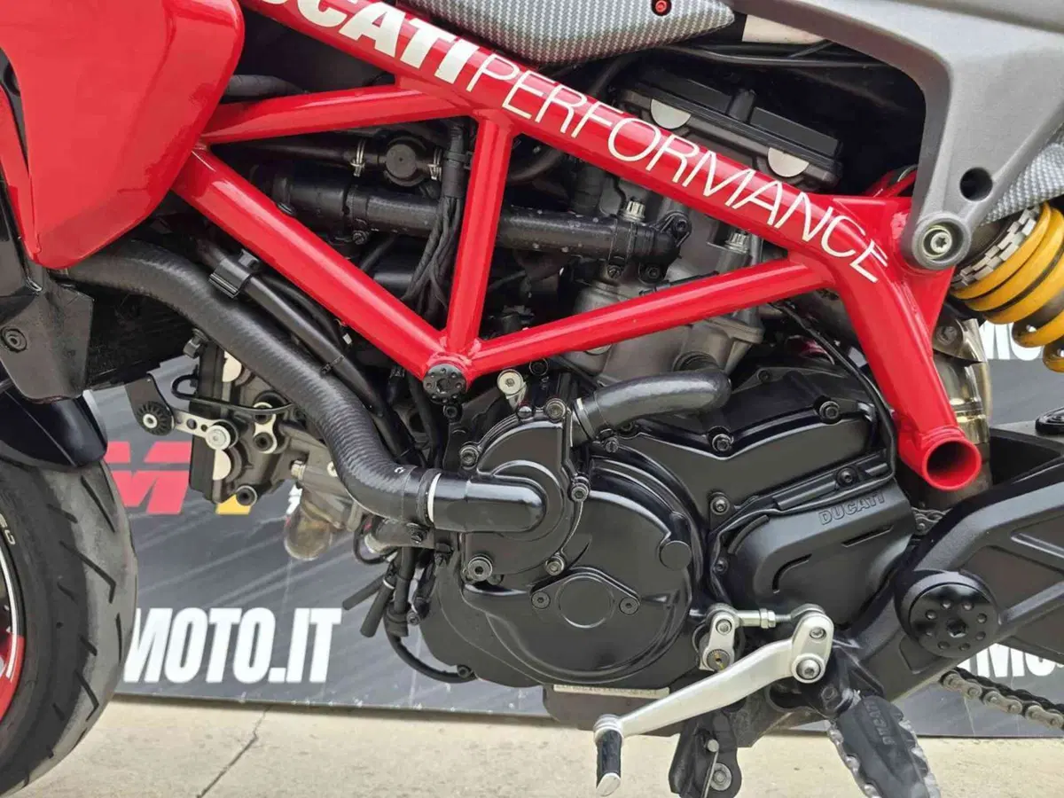 Ducati Hypermotard 821 (2013 - 15) (8)