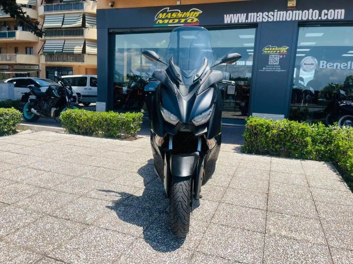 Yamaha X-Max 400 Iron Max (2019 - 20) (7)